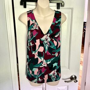 Nine West Sleeveless v-neck Blouse